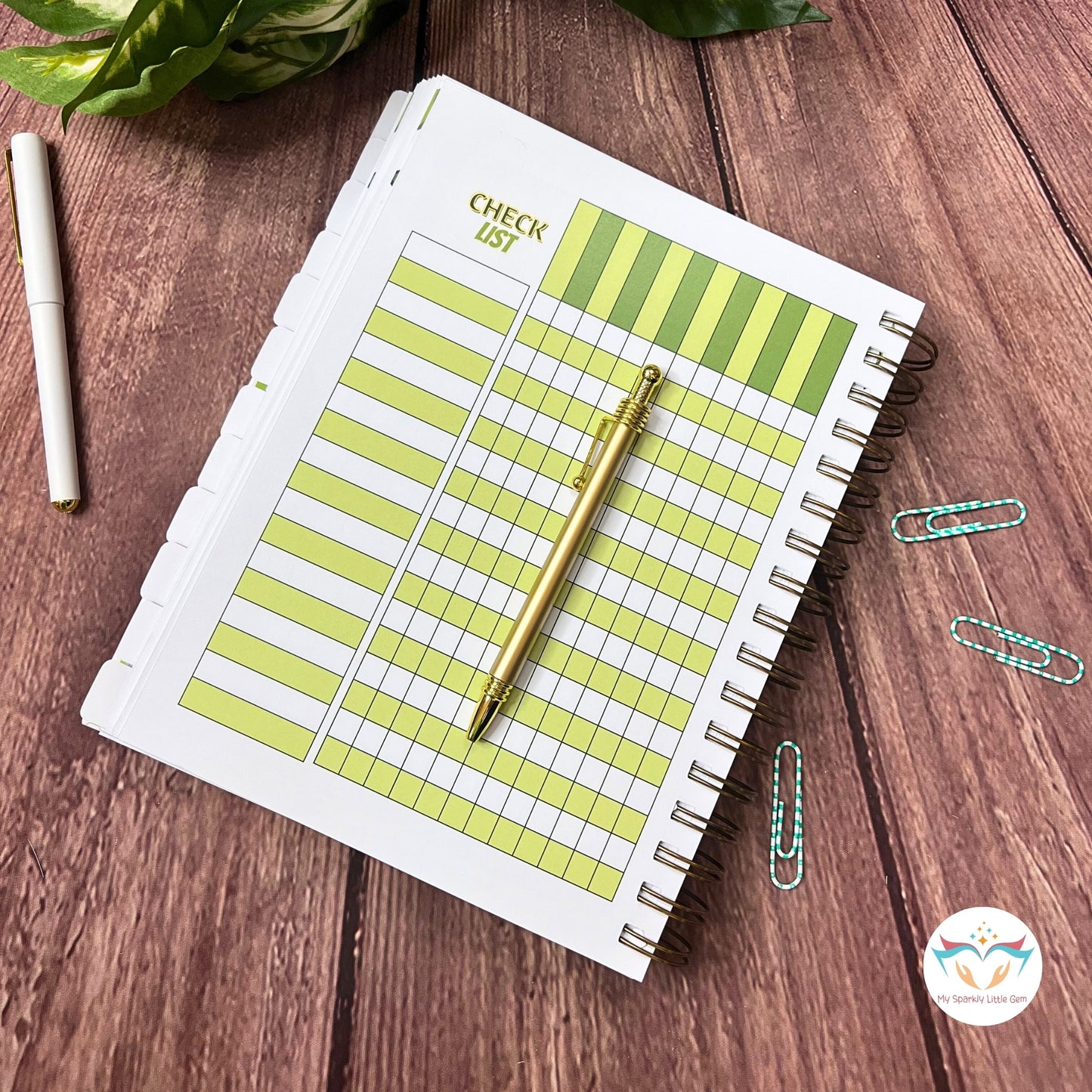 Undated Green Leaves Teacher Planner